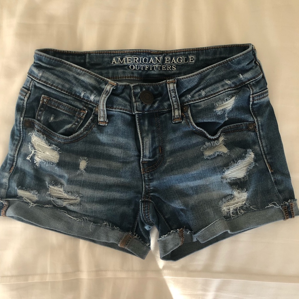 American Eagle Low Rise women’s Denim Shorts